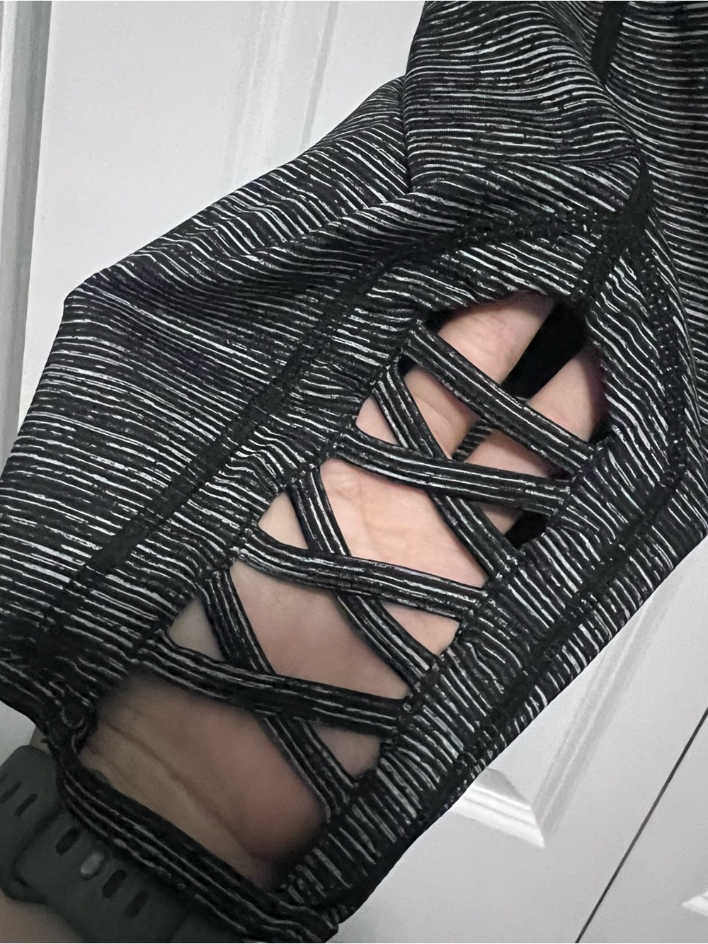 Torrid Vintage Y2K Heathered Gray Compression Leggings - Picture 2 of 4